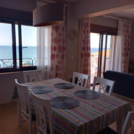 Navy Blue نيا سكيوني