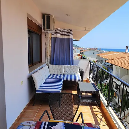 Navy Blue Apartman Néa Szkióni